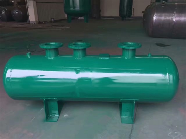 武陟武陟武陟蒸汽分气缸1.jpeg